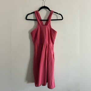 Versatile dress from Banana Republic for dressy and casual occasions. Size 6.